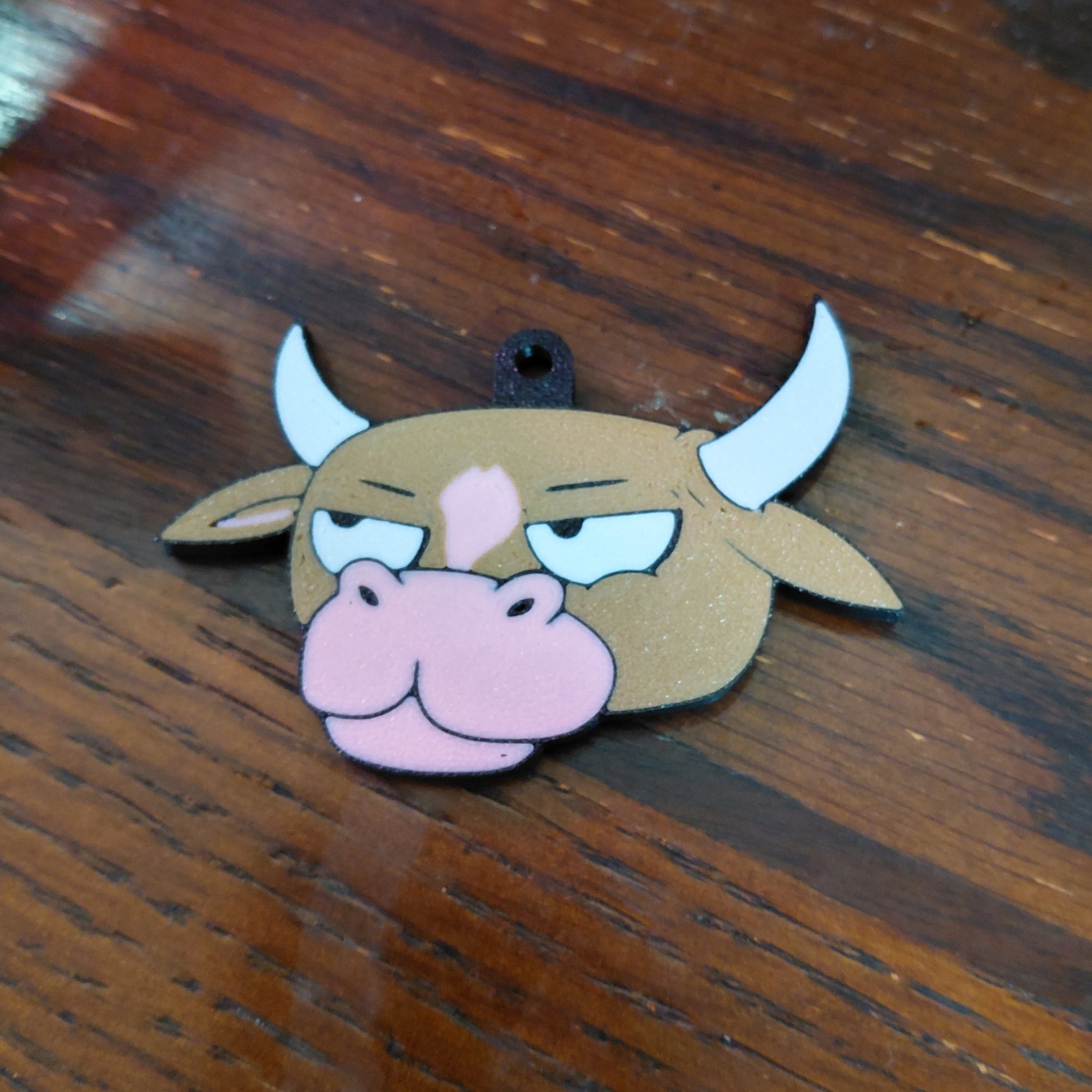 3D Printed Grumpy Cow Keychain – Durable PLA Bag Charm, Lightweight Novelty Key Ring for Backpacks & Purses, Funny Gift for Cow Lovers